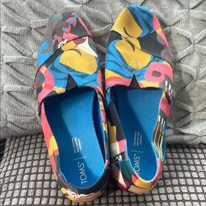 TOMS Women's Colorful Slip-On Shoes Size 11